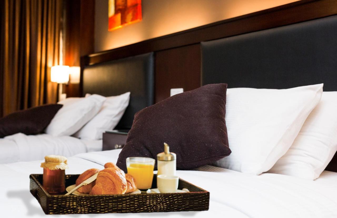 Panacea Suites Hotel 보르그 엘 아랍 외부 사진