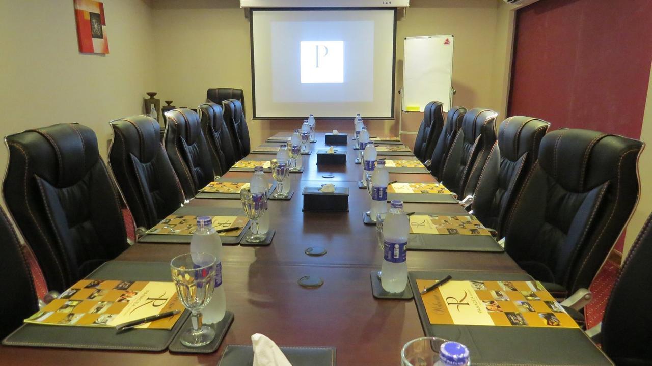 Panacea Suites Hotel 보르그 엘 아랍 외부 사진